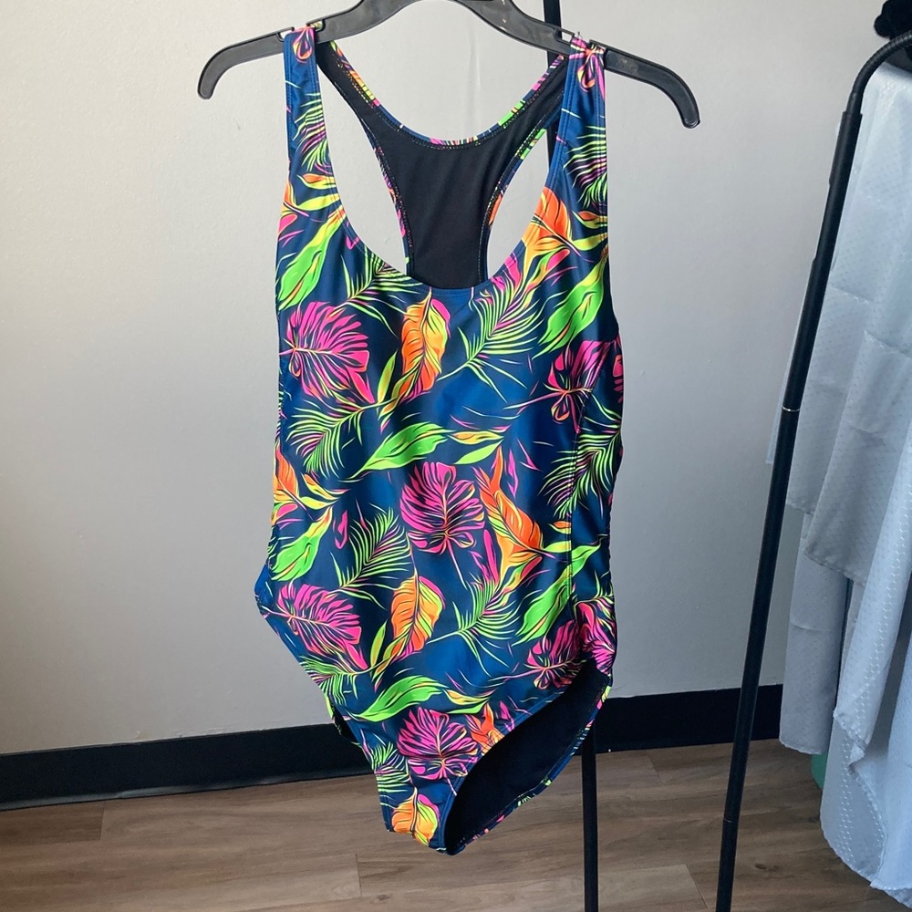 Nicole Miller one piece racerback swimsuit tropical floral and palm print 2X - Picture 14 of 15